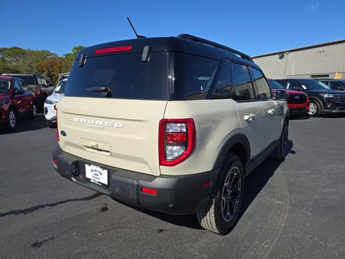 New 2025 Ford Bronco Sport Outer Banks AWD/4WD image 4