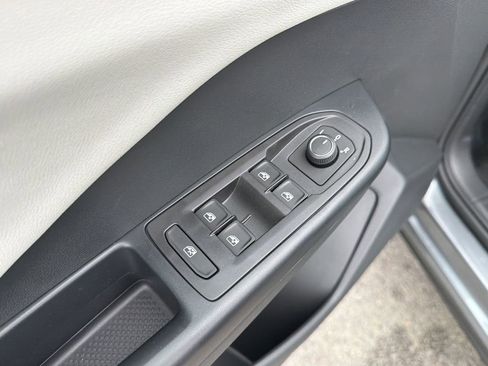 New 2026 Volkswagen Taos S FWD image 22