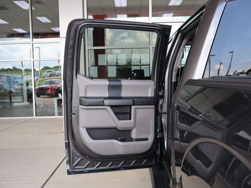 Used 2020 Ford F150 XLT AWD/4WD image 28