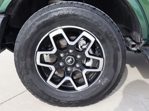 Used 2025 Ford Bronco Outer Banks image 28