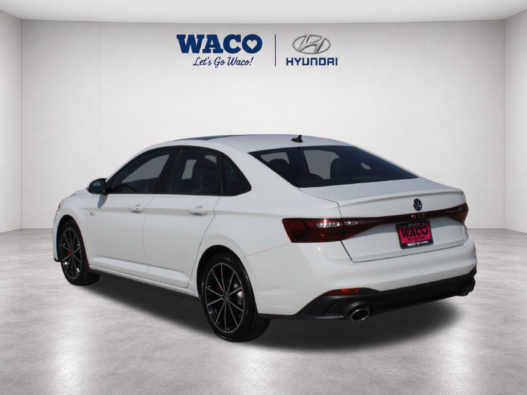 Used 2025 Volkswagen Jetta GLI Autobahn FWD image 6