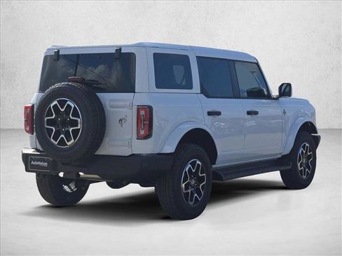 New 2026 Ford Bronco Outer Banks image 2
