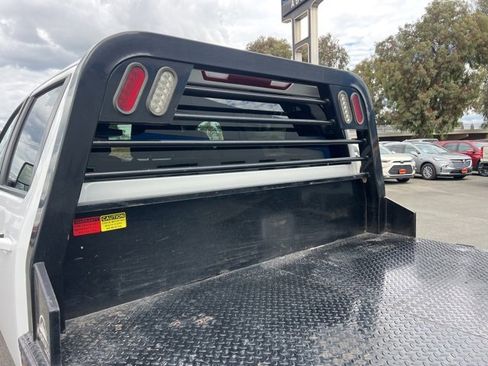 Used 2022 Chevrolet Silverado 2500 LT w/ Convenience Package image 14