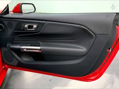 Used 2024 Ford Mustang Premium image 17