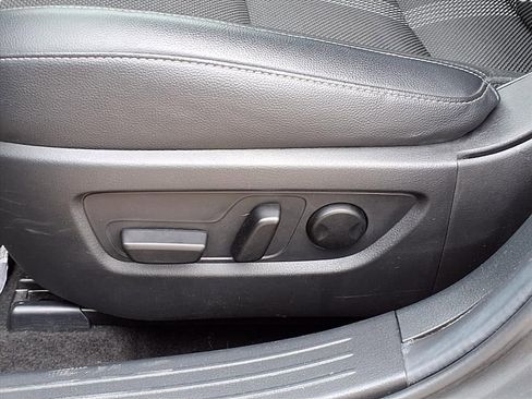 Used 2024 MAZDA CX-50 AWD 2.5 S w/ Preferred Package image 22