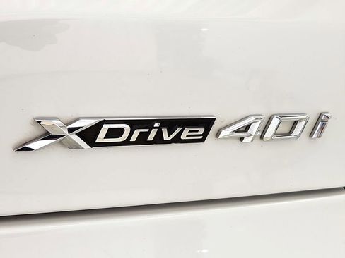 Used 2022 BMW X5 xDrive40i w/ Premium Package AWD/4WD image 37