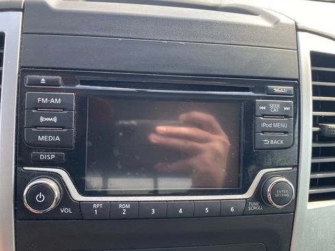 Used 2018 Nissan Frontier SV RWD image 20