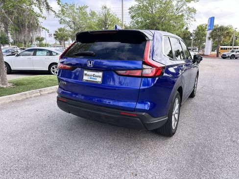 Used 2023 Honda CR-V EX image 6