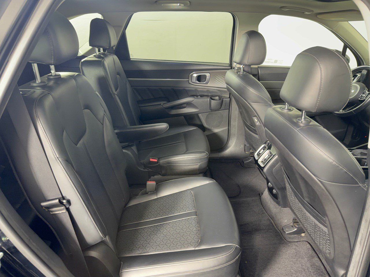 Used 2022 Kia Sorento SX AWD/4WD image 29