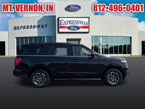 Used 2024 Ford Expedition XLT AWD/4WD image 6