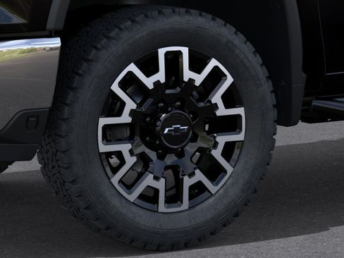 New 2026 Chevrolet Silverado 2500 LT w/ All Star Edition AWD/4WD image 9