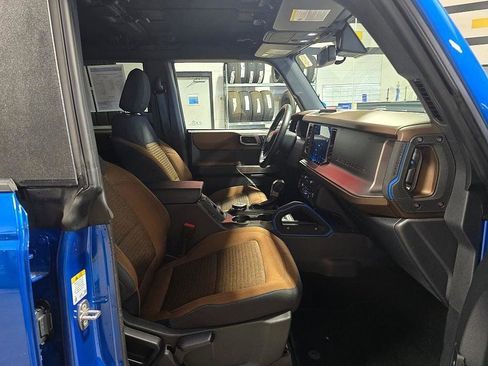 Used 2023 Ford Bronco Outer Banks image 37