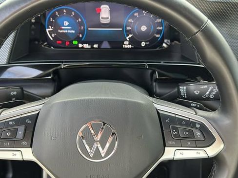 Used 2024 Volkswagen Atlas Cross Sport SEL R-Line image 12