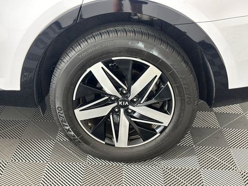 Used 2021 Kia Sorento EX FWD image 10