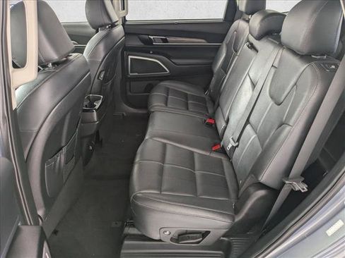 Used 2020 Kia Telluride EX w/ Towing Package AWD/4WD image 19