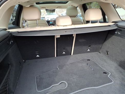 Used 2022 Mercedes-Benz GLC 300 GLC 300 4MATIC image 13