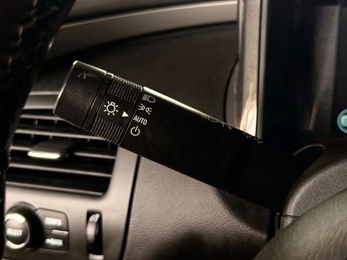 Used 2014 Chevrolet Volt Premium w/ Premium Trim Package image 26