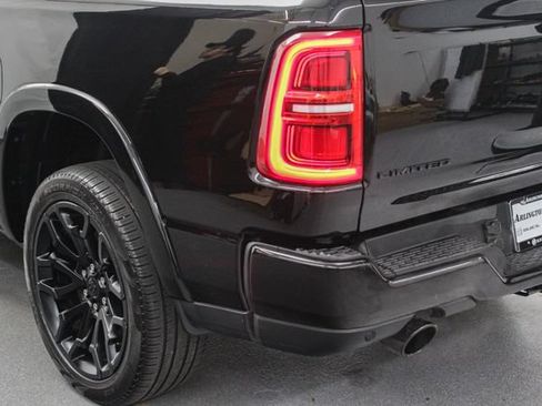 Used 2025 RAM 1500 Limited AWD/4WD image 9