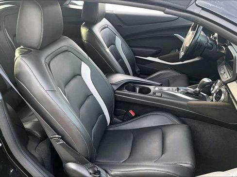 Used 2018 Chevrolet Camaro LT w/ RS Package image 28