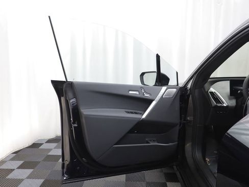 New 2026 BMW iX M70 image 5