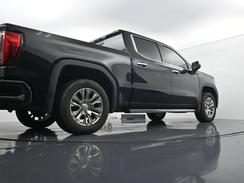 Used 2019 GMC Sierra 1500 Denali w/ Denali Ultimate Package AWD/4WD image 23