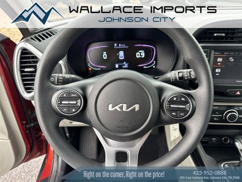 Used 2023 Kia Soul LX w/ LX Technology Package image 26
