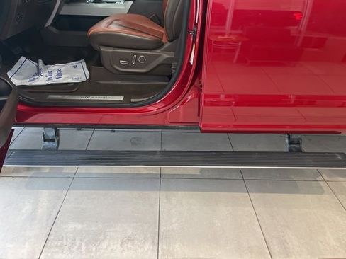 Used 2019 Ford F150 King Ranch w/ Equipment Group 601A Luxury AWD/4WD image 10