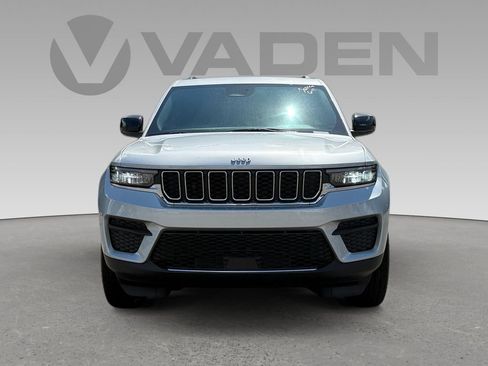 New 2025 Jeep Grand Cherokee Laredo image 26