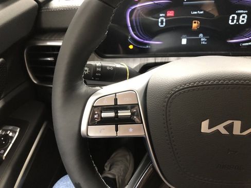 New 2025 Kia Telluride EX w/ EX Captain's Chair Package image 23