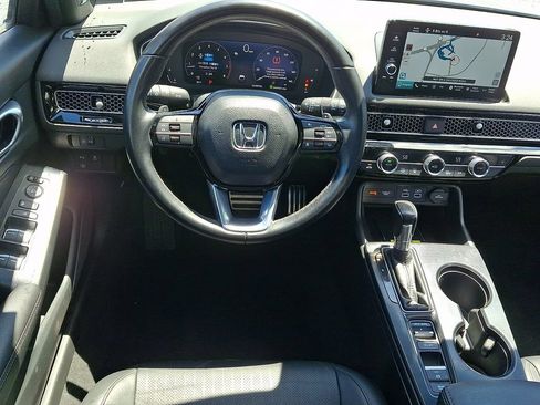 Used 2024 Honda Civic Sport Touring image 2