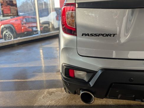 Used 2023 Honda Passport TrailSport image 8