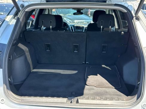Used 2020 Chevrolet Equinox LT AWD/4WD image 12