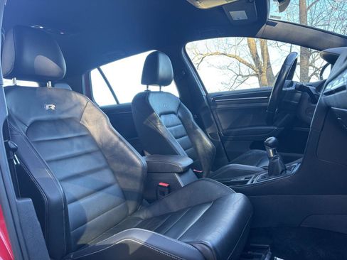 Used 2016 Volkswagen Golf R 4-Door image 5