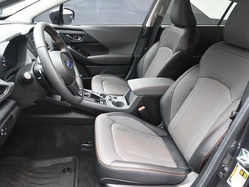 Used 2025 Subaru Crosstrek 2.5i Limited w/ Popular Package #4A image 18