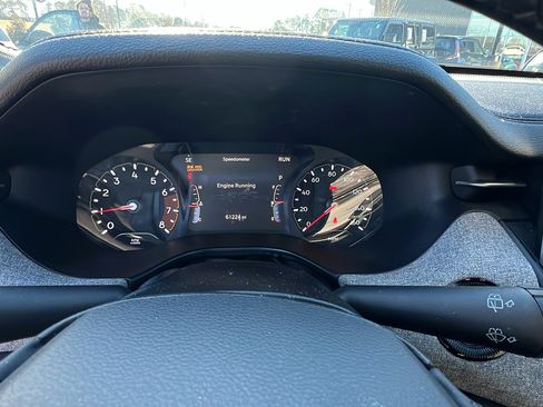 Used 2024 Jeep Compass Latitude image 28