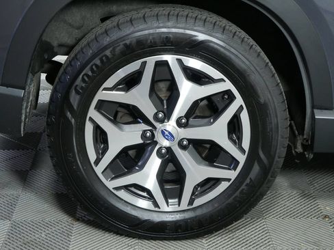 Used 2023 Subaru Forester Premium AWD/4WD image 11