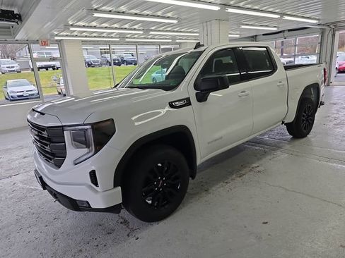 New 2026 GMC Sierra 1500 Elevation image 2