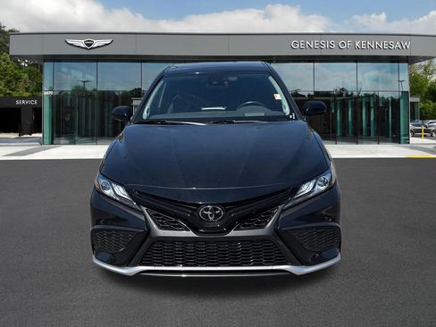 Used 2023 Toyota Camry XSE FWD image 2