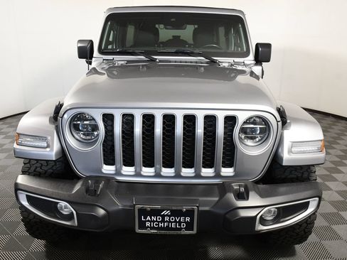 Used 2021 Jeep Wrangler Unlimited Sahara w/ Cold Weather Group AWD/4WD image 10