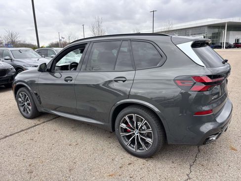 New 2026 BMW X5 xDrive50e image 7