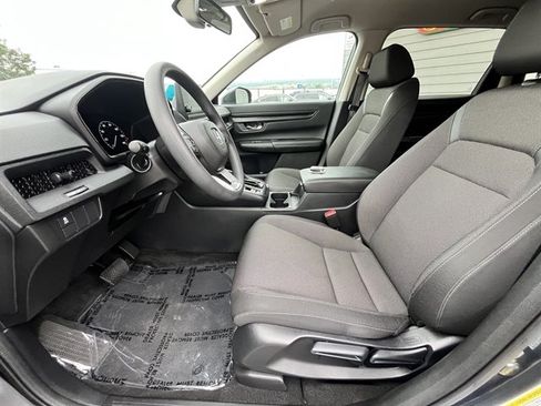 Used 2025 Honda CR-V LX image 17