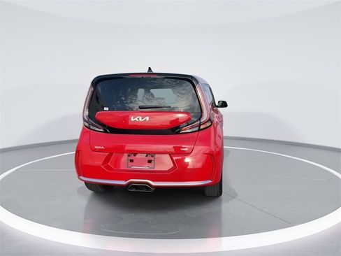 Used 2023 Kia Soul GT-Line w/ GT-Line Technology Package image 7
