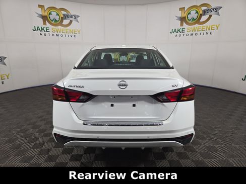 Used 2023 Nissan Altima 2.5 SV image 7