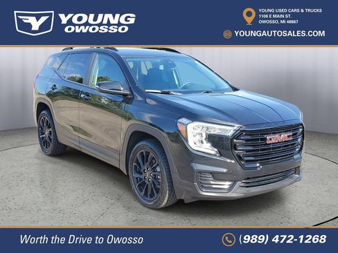 Certified 2023 GMC Terrain SLE w/ Elevation Edition AWD/4WD image 2