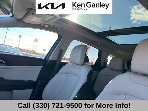 Certified 2025 Kia Sportage EX w/ Premium Package image 43