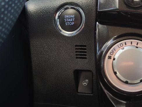 Used 2023 Toyota 4Runner TRD Off-Road Premium w/ Off Road Premium Plus Package AWD/4WD image 29