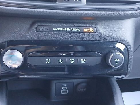 Used 2024 Ford Escape ST-Line AWD/4WD image 16