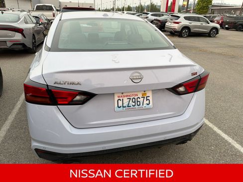 Certified 2024 Nissan Altima 2.5 SR FWD image 11