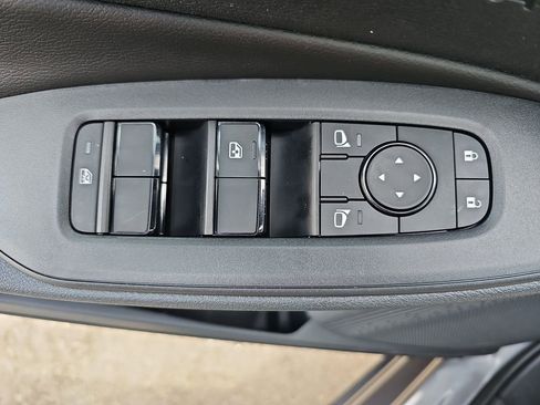 New 2026 Nissan Sentra SV w/ Floor Mat Package FWD image 30