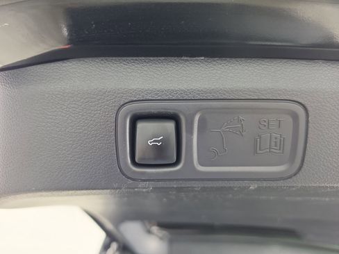 Used 2024 Lincoln Navigator L Black Label AWD/4WD image 12